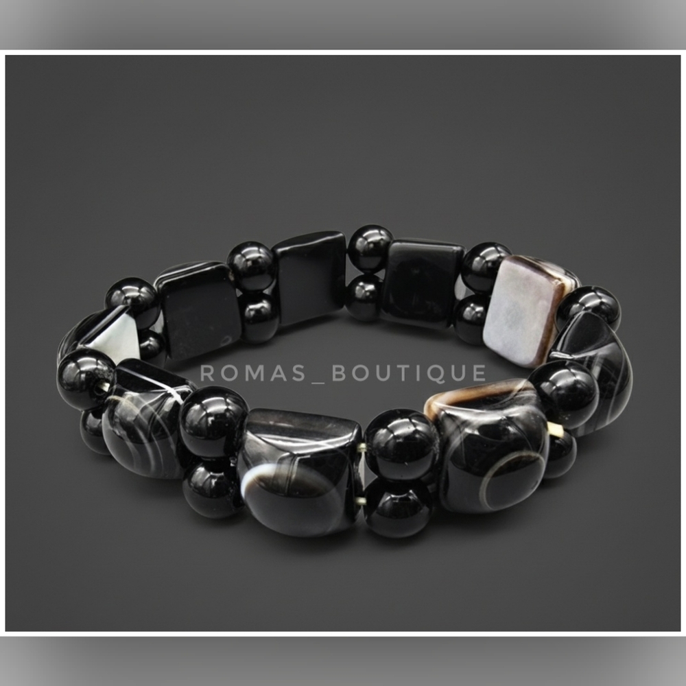 Black and White Beaded Agate Stone Stretch Bracelet
